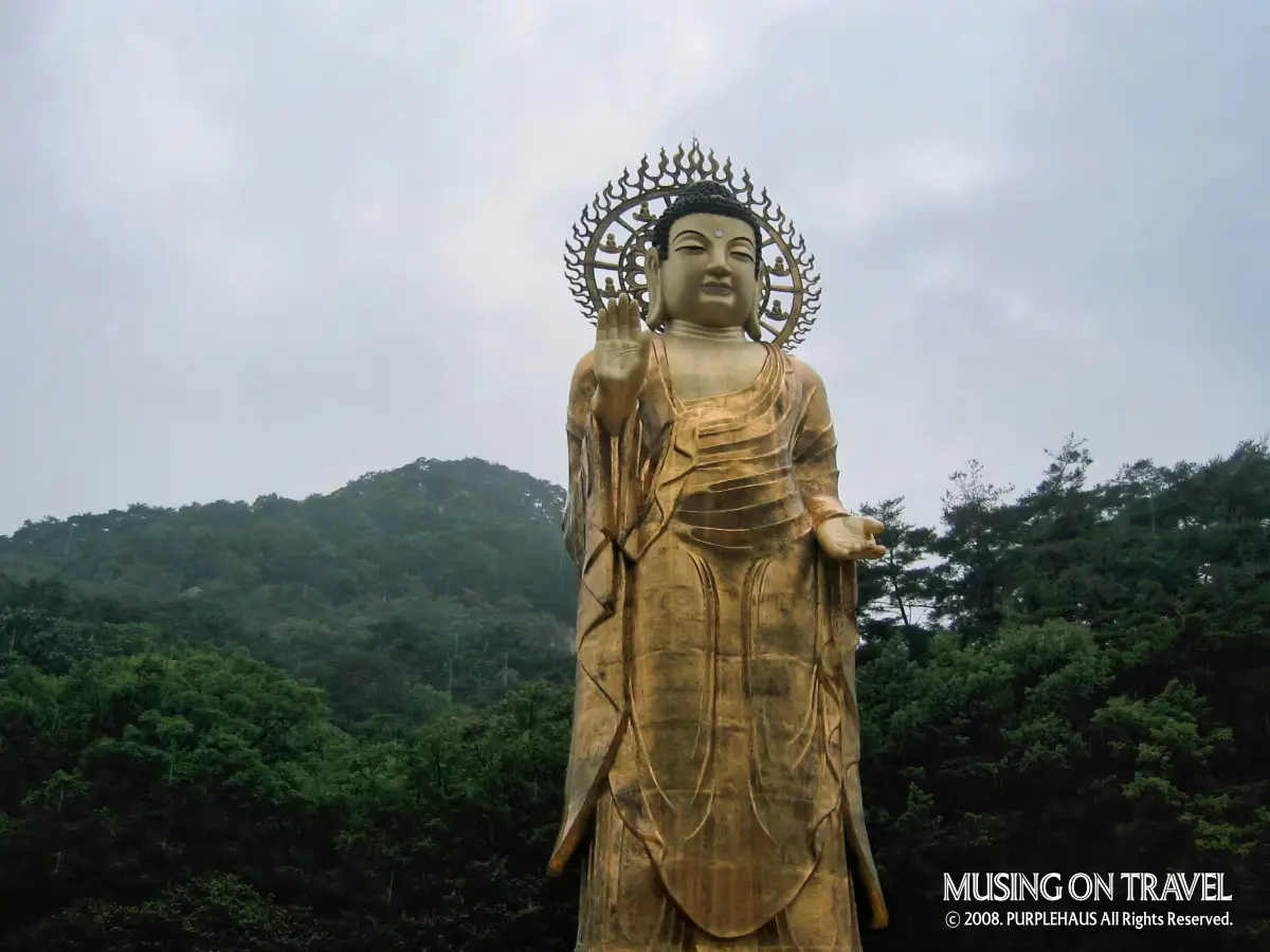 법주사 금동미륵대불